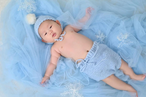 楚雄宝宝要不要穿袜子